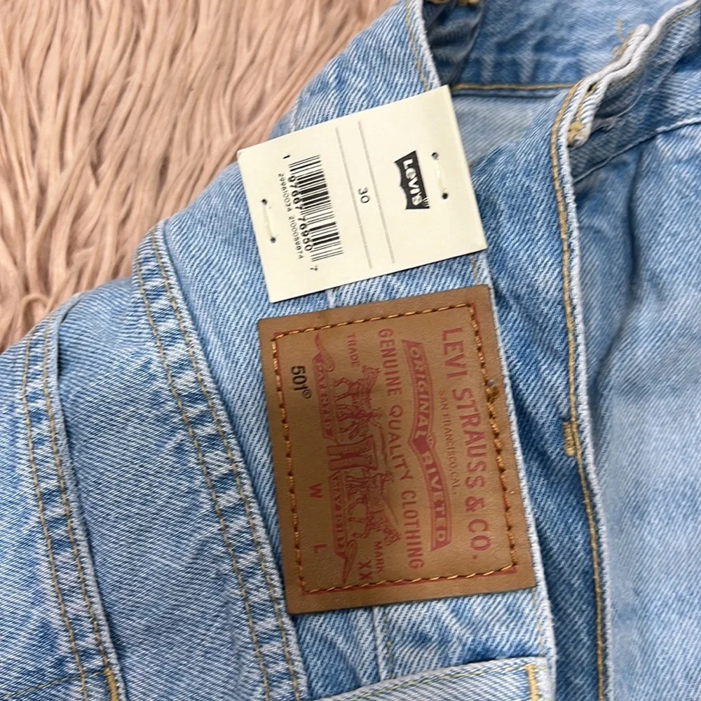 Levis levi s®